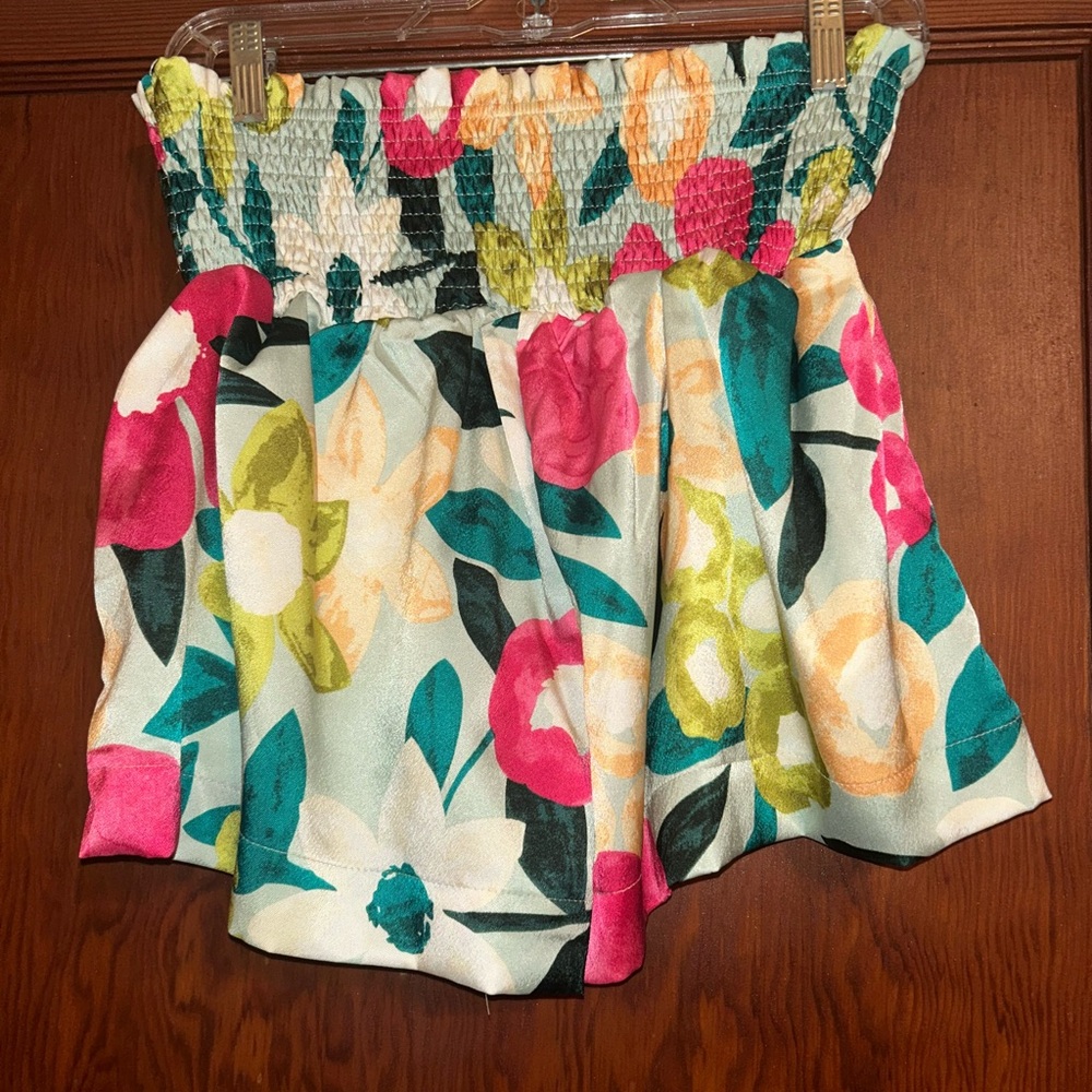 TCEC brand boutique flowy floral shorts